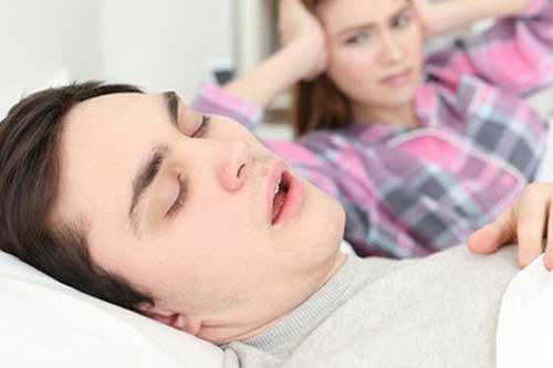 Ngủ ngáy có thể gây ra biến chứng nguy hiểm: Chuyên gia chỉ các bài tập chữa ngáy khi ngủ