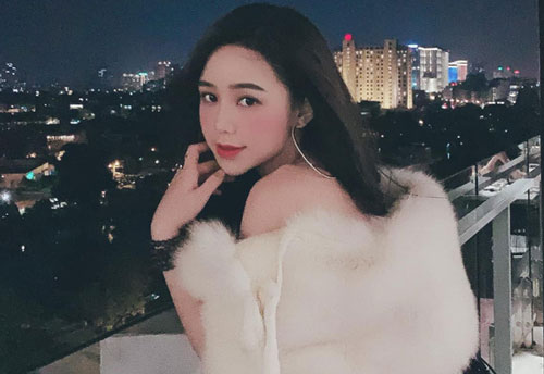 Quỳnh Kool tung ảnh gợi cảm đón chào mùa Đông