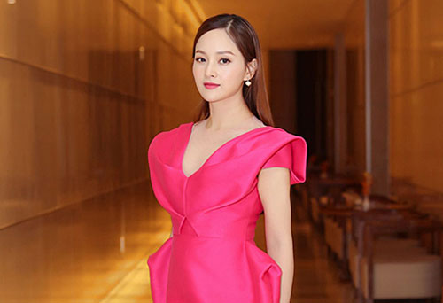 Đồng nghiệp nghĩ Lan Phương 'hâm hâm'