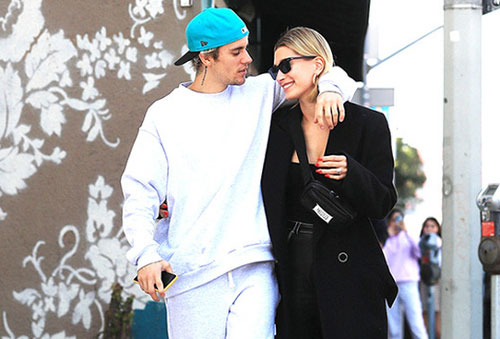 Bị công kích, vợ Justin Bieber từng không muốn thân mật với chồng trước công chúng