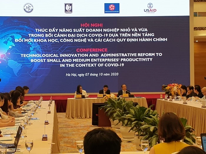 Hội nghị “Thú đẩy năng suất doanh nghiệp nhỏ và vừa Việt Nam trong bối cảnh đại dịch Covid-19 dựa trên nền tảng đổi mới khoa học công nghệ và cải cách quy định hành chính”. 