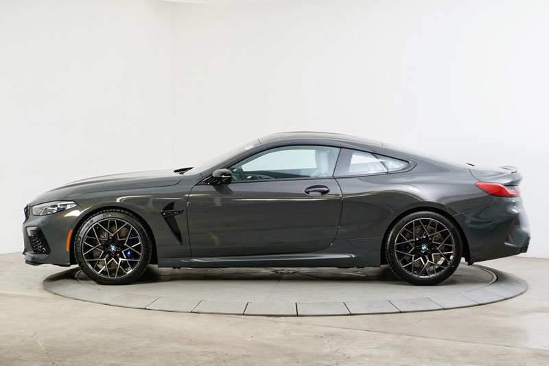 Lác mắt trước vẻ đẹp của BMW M8 Competition Coupe, giá hơn 4 tỷ đồng