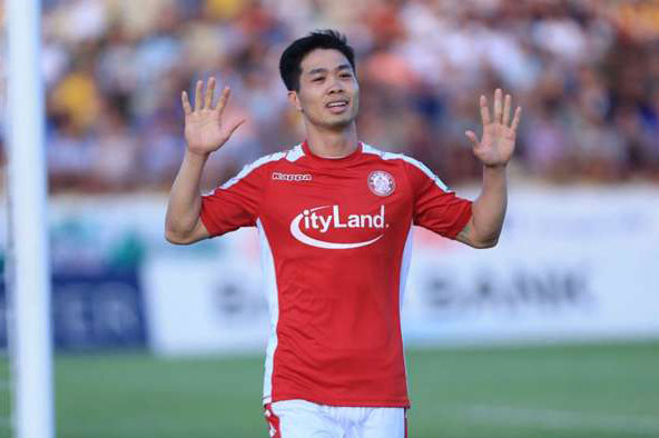 Công Phượng nghỉ hết giai đoạn 2 V-League vì chấn thương ngón chân