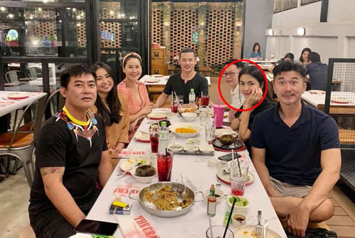 Tăng Thanh Hà hẹn hò riêng cùng hội bạn thân, lại chiếm hết spotlight vì mặt mộc quá đẹp