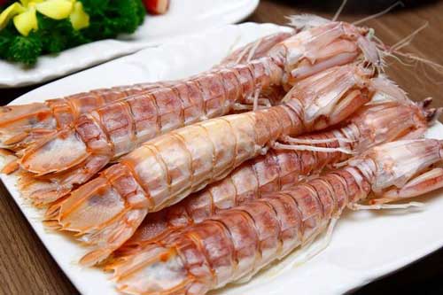 Khi luộc bề bề đừng cho vào nước ngay, bỏ thêm thứ này để món ăn thơm nức không tanh, không khô cứng