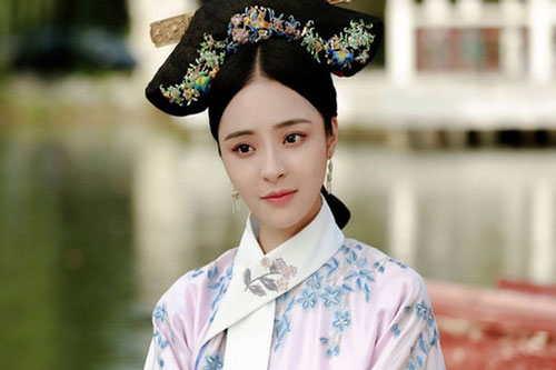 Phi tần bí ẩn của Hoàng đế Càn Long: Tuyệt sắc giai nhân xuất thân thường dân được xem là nguyên nhân khiến Kế hoàng hậu "cắt tóc đoạn tình"