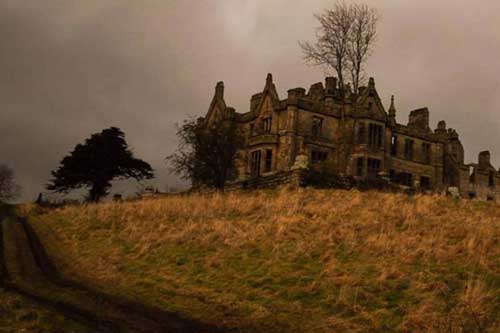 Bí ẩn ngôi nhà 'ma ám' khiến hàng loạt giúp việc đều bỏ chạy