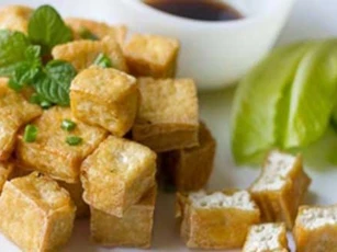 Đậu phụ lành tính nhưng 5 kiểu người này ăn vào sẽ sinh bệnh