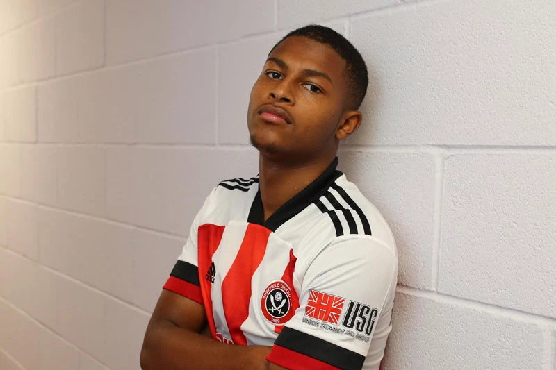 3. Rhian Brewster (Liverpool sang Sheffield United - giá 23,4 triệu bảng, cao hơn 18,5 triệu bảng so với định giá của Transfermarkt).