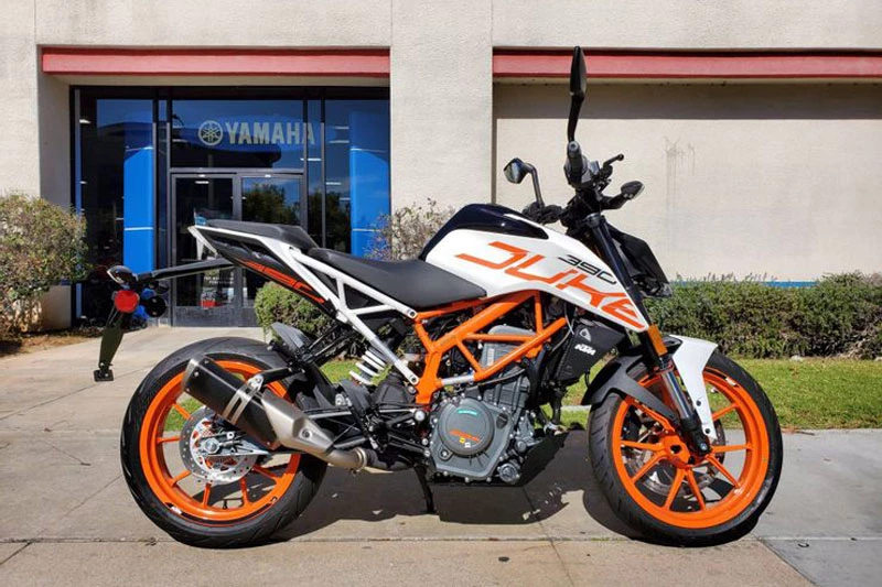 7. KTM 390 Duke.