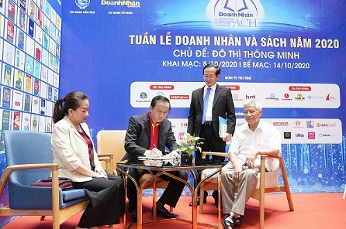 Đồng hành cùng “Tuần lễ Doanh nhân và Sách 2020”, Vietjet chung tay lan tỏa giá trị của sách đến cộng đồng