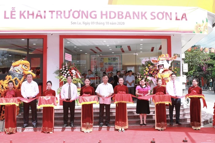 HDBank chính thức có mặt tại xứ hoa Tây Bắc - Thành phố Sơn La. 