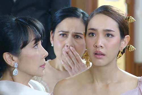 Vui sướng vì mẹ chồng đầu tư cho phòng tân hôn 100 triệu, hết tuần trăng mật trở về, tôi "vỡ mật" khi nhìn thảm cảnh bên trong