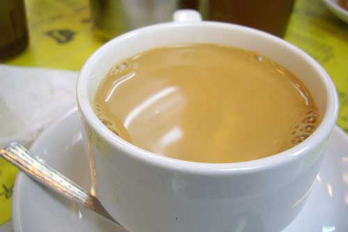 Uống mật ong kiểu này là đang tự hại cả gia đình mà ít ai ngờ tới