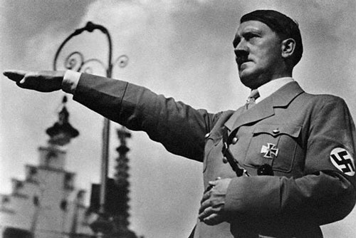 Hitler là con cháu người Do Thái và châu Phi?