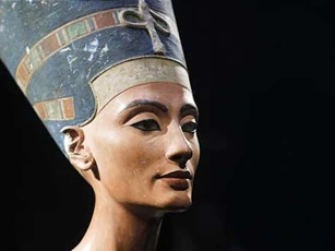 Bí ẩn về Nefertiti - nữ hoàng đẹp nhất Ai Cập với vũ điệu thoát y nổi tiếng và sự biến mất đột ngột khỏi sử sách