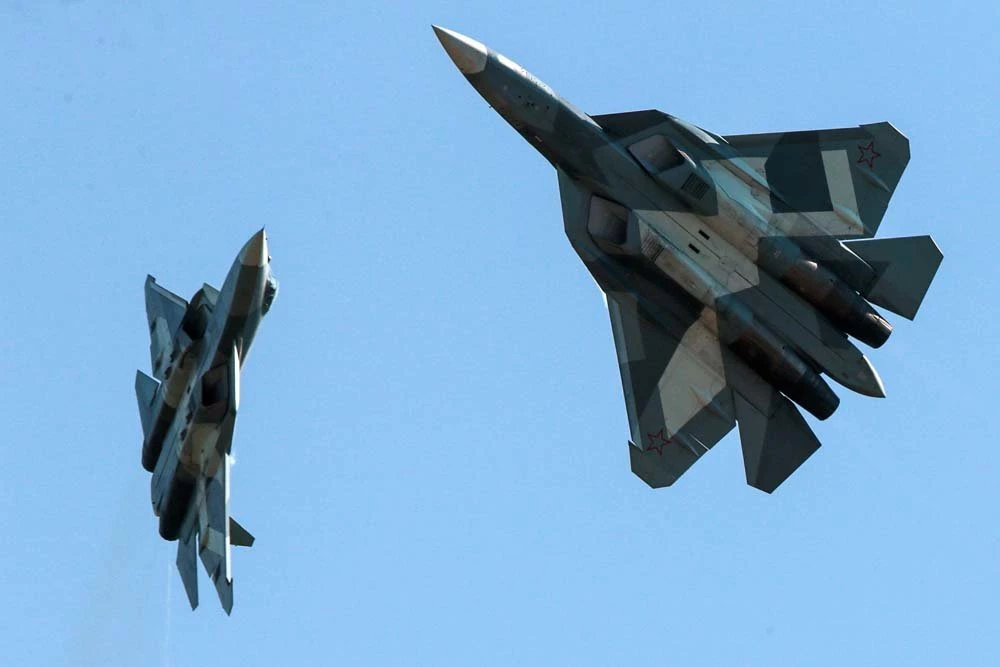 Tiêm kích tàng hình Su-57 của Nga. Ảnh: Military Watch. Tiêm kích tàng hình Su-57 của Nga. Ảnh: Military Watch.