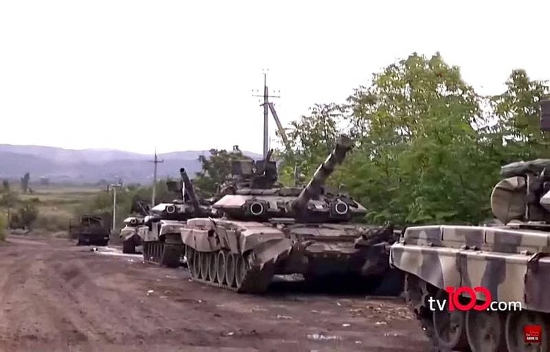 Xe tăng chiến đấu chủ lực T-90S của Quân đội Azerbaijan. Ảnh: RIA Novosti. Xe tăng chiến đấu chủ lực T-90S của Quân đội Azerbaijan. Ảnh: RIA Novosti.