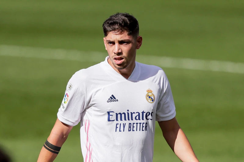 2. Federico Valverde (Real Madrid, giá trị hiện tại: 70 triệu euro, mức tăng: 16 triệu euro). 2. Federico Valverde (Real Madrid, giá trị hiện tại: 70 triệu euro, mức tăng: 16 triệu euro).