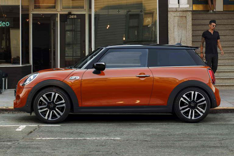 Bảng giá xe MINI tháng 10/2020: Rẻ nhất 1,529 tỷ đồng