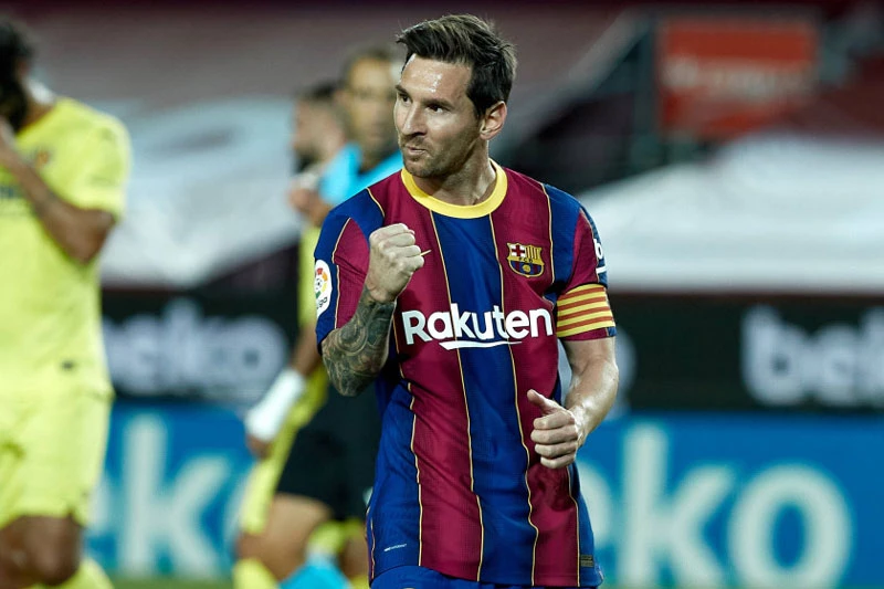 =5. Lionel Messi (Barcelona, giá trị hiện tại: 100 triệu euro, mức giảm: 12 triệu euro).