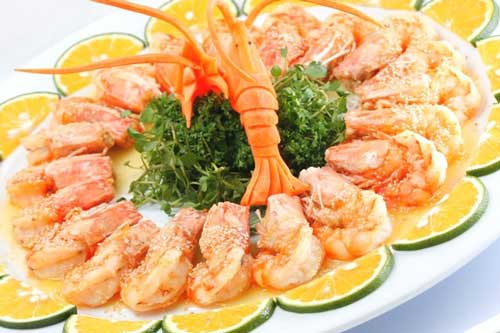 Quan niệm vô cùng sai lầm khi ăn tôm cần loại bỏ