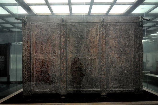 Khai quật thủy mộ độc nhất vô nhị tại Trung Quốc: Những thứ bên trong khiến giới khảo cổ kinh ngạc - Ảnh 3.