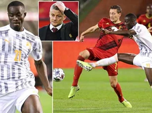 Bailly chấn thương, Solsa "méo mặt" vì hàng thủ M.U