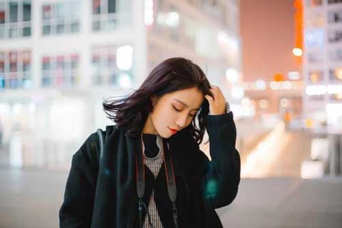 Con gái giãy nảy khi biết mẹ đi họp phụ huynh, đến khi gặng hỏi lý do thì phải chảy nước mắt vì tủi hờn, từ đó mà đưa ra quyết định bước ngoặt