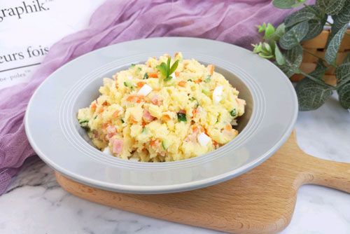 Ngày nào tôi cũng làm món salad này mang đi ăn trưa, sau 10 ngày giảm được 2kg mà thấy người khỏe hẳn ra