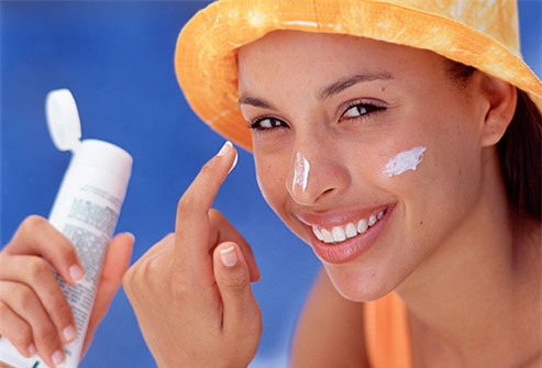 Kem chống nắng hóa học có thể gây dị tật bẩm sinh ở trẻ em