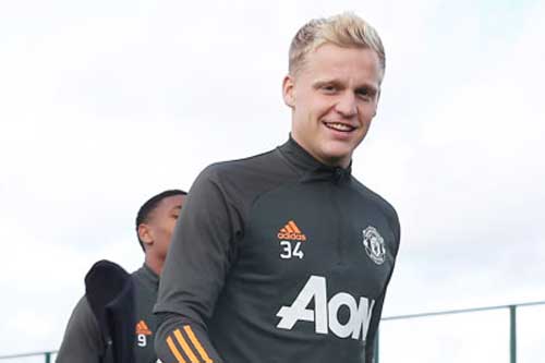 Van de Beek đá hay nhờ tập… judo và cầu lông