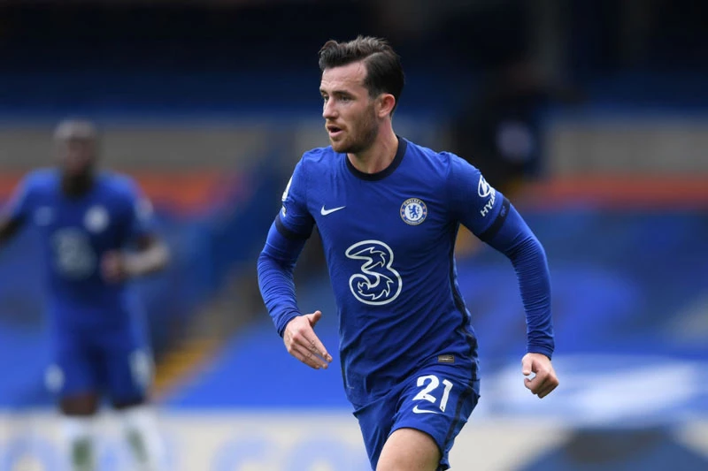 Hậu vệ trái: Ben Chilwell (Leicester đến Chelsea, 50,2 triệu euro).