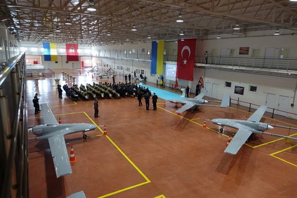 Ukraine muốn có được giấy phép lắp ráp máy bay không người lái Bayraktar TB2 của Thổ Nhĩ Kỳ. Ảnh: Defense Express.