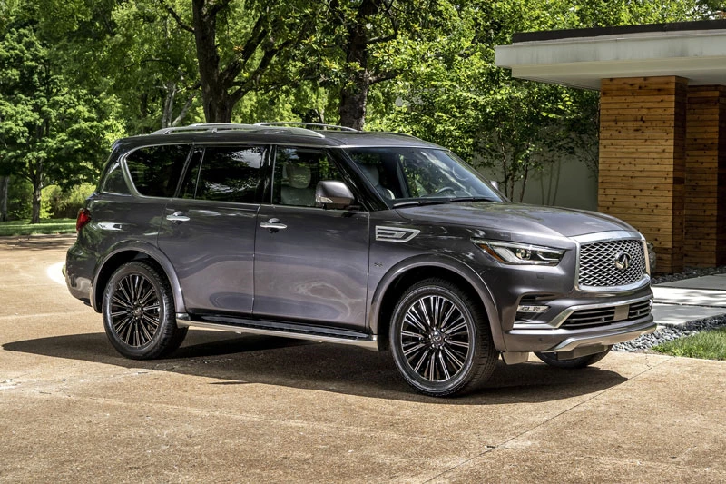 Infiniti QX80.