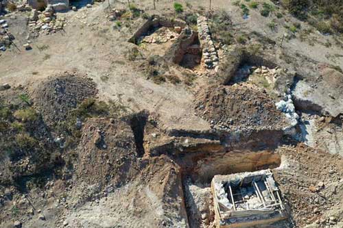 Xây cầu vượt, lạc vào thế giới nghi lễ… tắm thần bí 2.000 năm trước