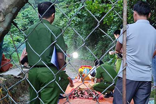 Nghệ An: Tá hỏa thấy bộ xương người tại khu rừng vắng