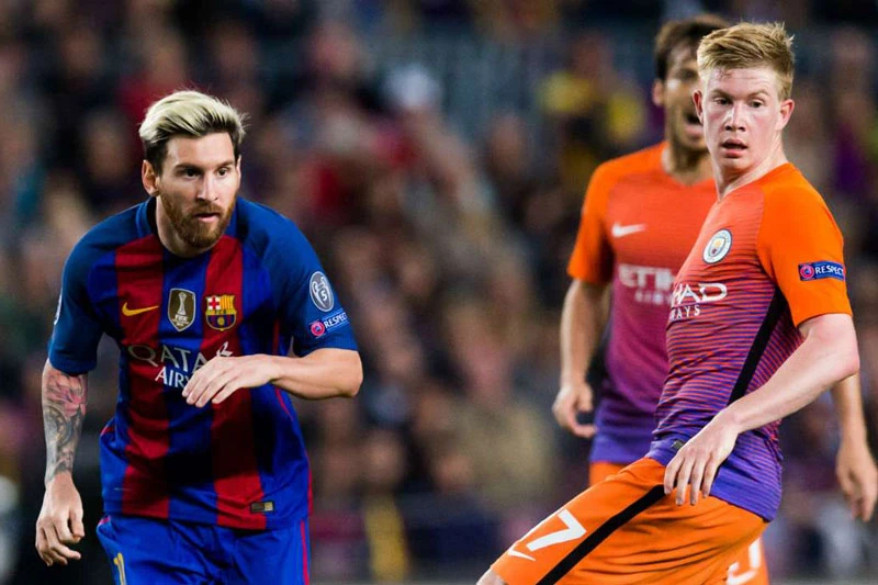 Messi và De Bruyne (phải).