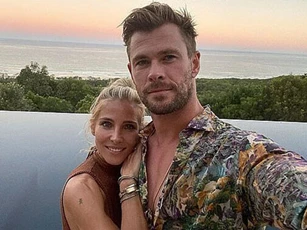 Chris Hemsworth: 'Trong mắt tôi chỉ có vợ'