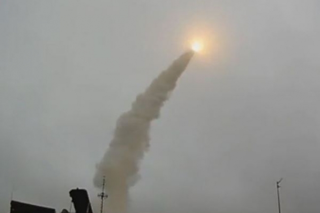 S-400 Thổ Nhĩ Kỳ đánh chặn tên lửa và máy bay không người lái trên Biển Đen