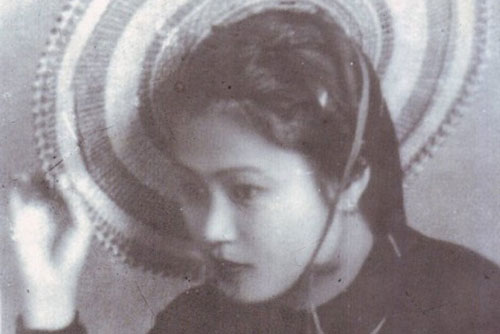 Tiểu thư khuê các từng bị đuổi học vì ‘cãi' người Pháp