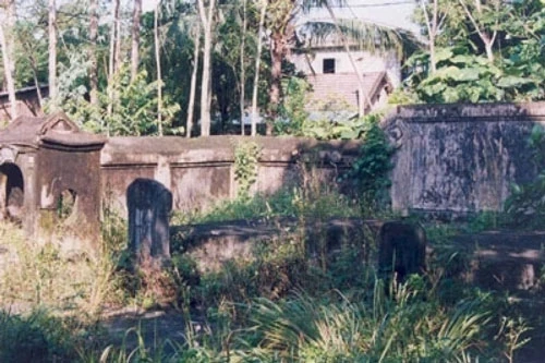 Khu lăng mộ của công chúa Mai Am ở thành phố Huế.