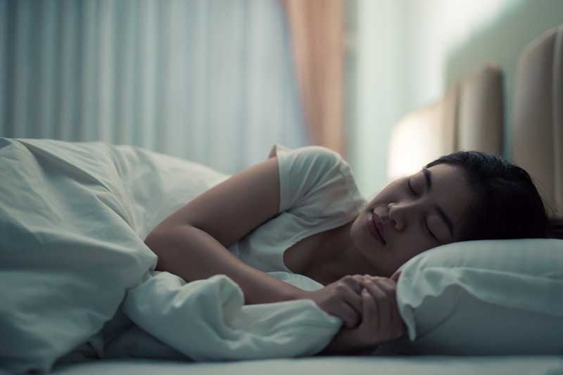 Người ngày càng khỏe, bệnh tật dần tiêu tan nhờ biết làm 4 điều này khi ngủ