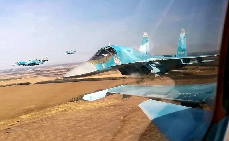 Biên đội máy bay ném bom tiền tuyến Su-34 của Nga. Ảnh: TASS.