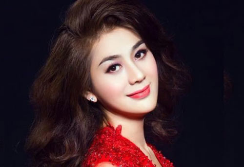 Lâm Khánh Chi tiết lộ gia thế 'không phải dạng vừa'