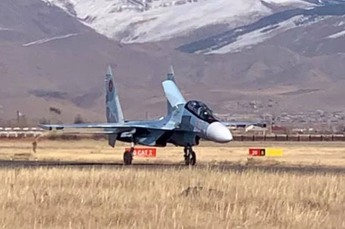 Tiêm kích Su-30SM của Không quân Armenia chưa thể cất cánh tham chiến. Ảnh: Avia-pro.