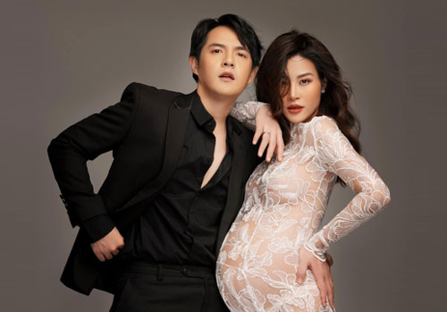 Đông Nhi 'bế' bầu lớn chụp ảnh mừng sinh nhật