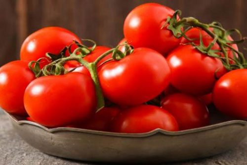 Cà chua giúp kiểm soát huyết áp cao
