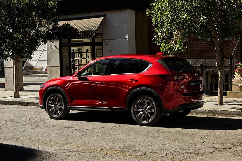 Mazda CX-5.