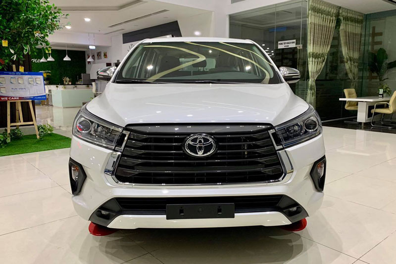 Cận cảnh Toyota Innova 2020 vừa ra mắt, giá từ 750 triệu đồng